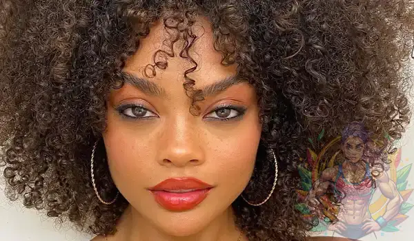 Caitlyn Mwenifumbo #InstaSportBio