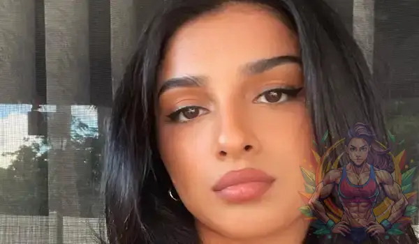 Hira Shayk #InstaSportBio