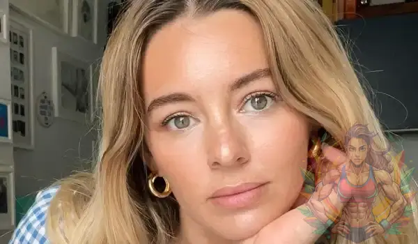 Keeley Hazell #InstaSportBio