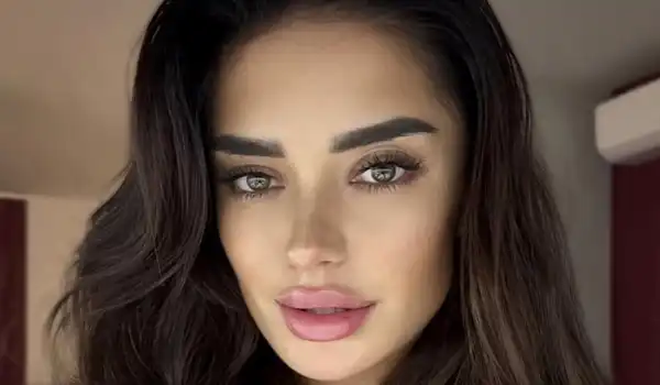 Tori Korotkaya #InstaSportBio