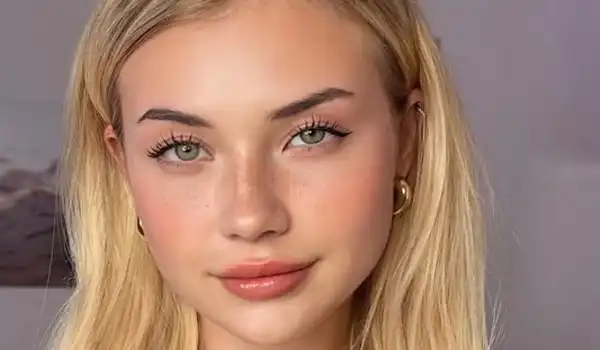 Lana Waifu #InstaSportBio