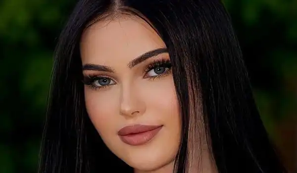 Michelle Maria T #InstaSportBio